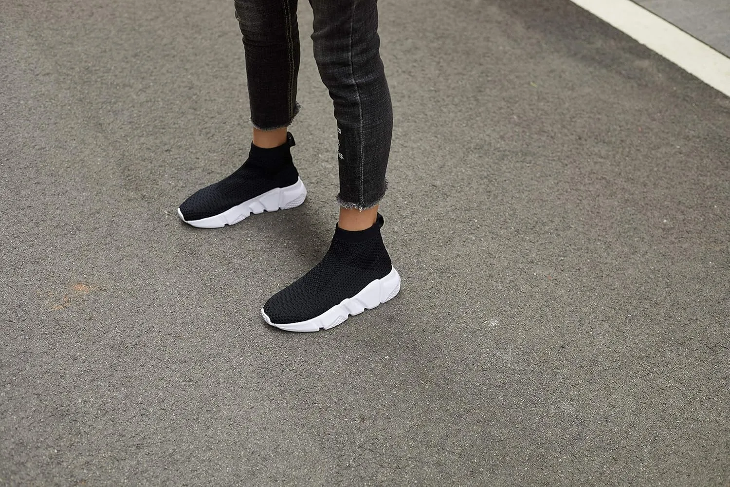 Casbeam Womens Running Shoes Ladies Slip on Tennis Walking Sneakers Lightweight Breathable Comfort Work Gym Trainers Stylish Shoes