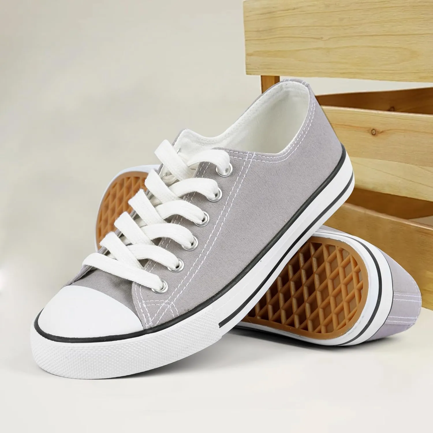 Colgo Women's Canvas Shoes, Lace-Up Low-Top Comfortable Breathable Sneakers for Women, Non-Slip Fashion Flats