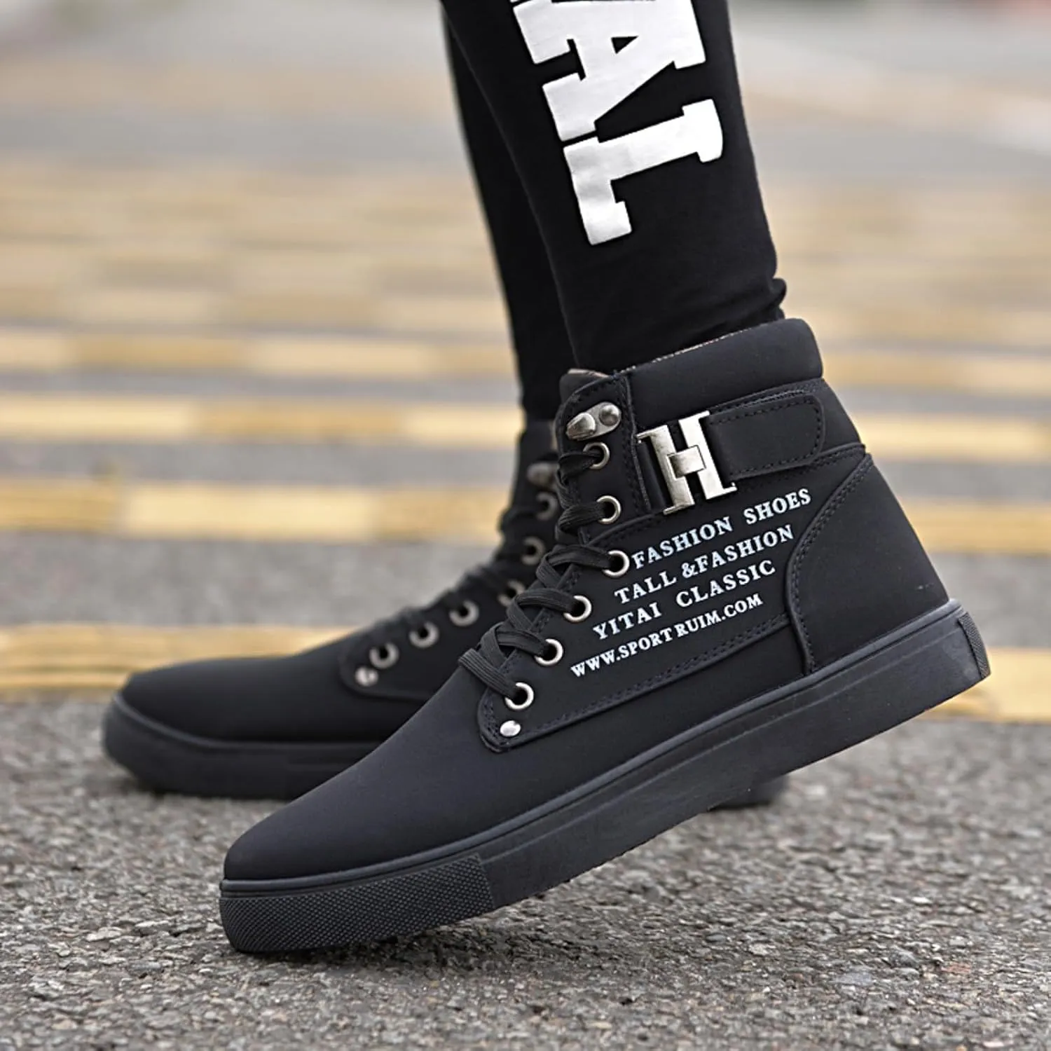 Men's High Top Sneakers Men's Autumn and Winter Casual Shoes High-Top Cotton Shoes, Student Fleece-Lined Oversized Ankle Boots For Workout Walking Running
