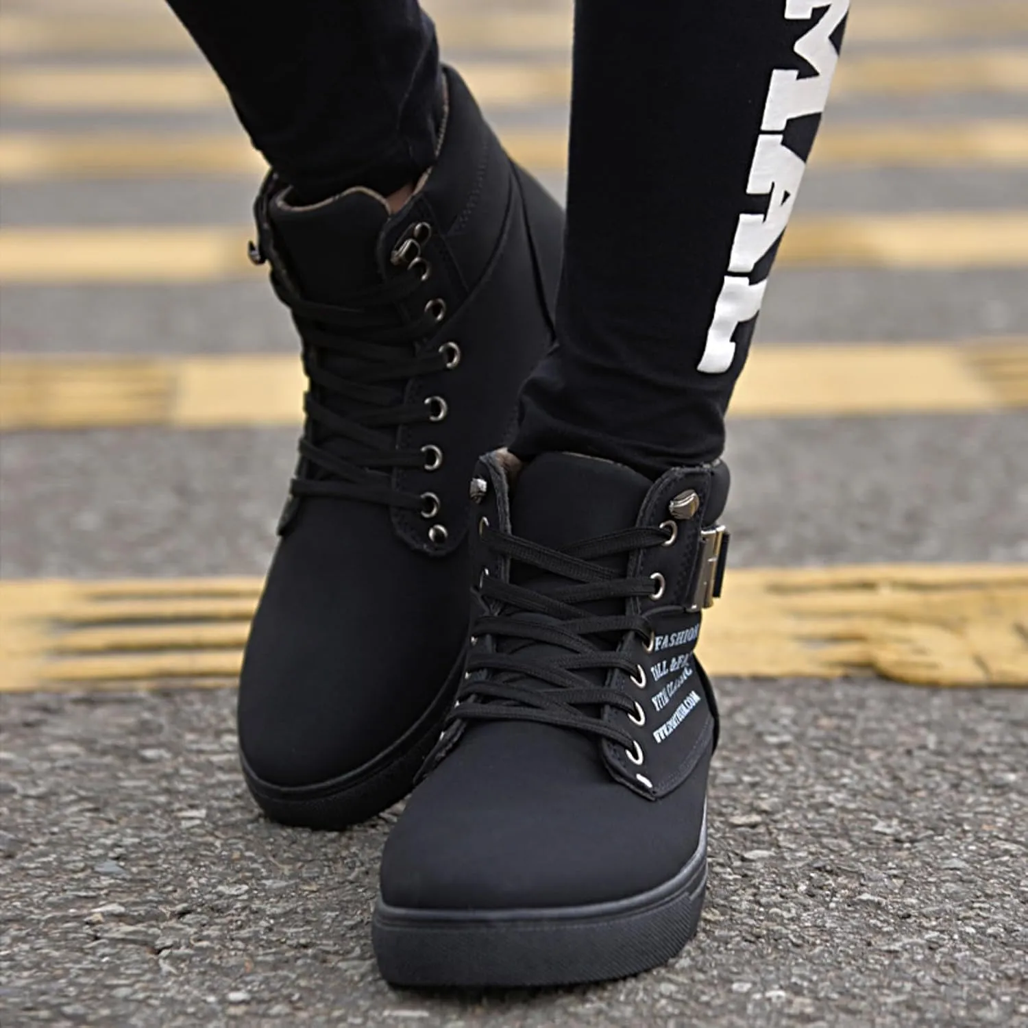 Men's High Top Sneakers Men's Autumn and Winter Casual Shoes High-Top Cotton Shoes, Student Fleece-Lined Oversized Ankle Boots For Workout Walking Running