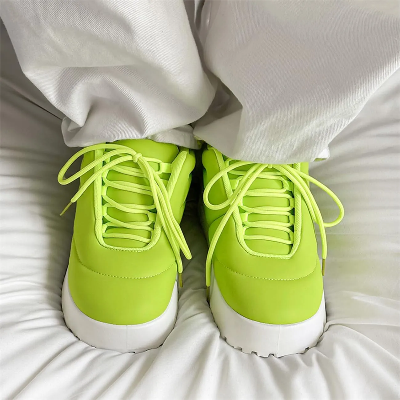 Men's Platform Sneakers Lightweight Comfort Lace Up Skate Shoes Puffy Trendy Casual Shoes