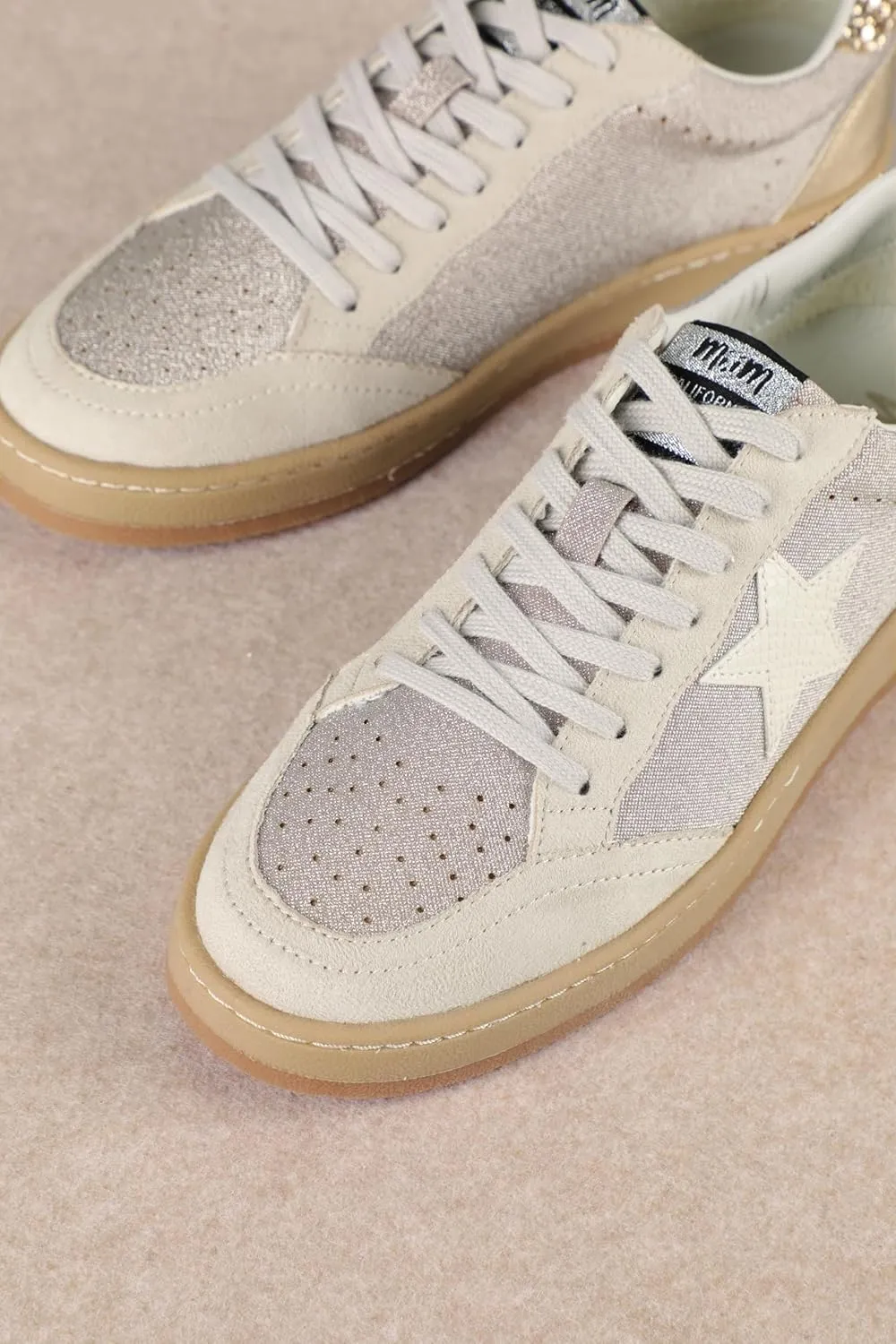 Mi.iM Avery Rubber Sole Lace-up Star Sneakers