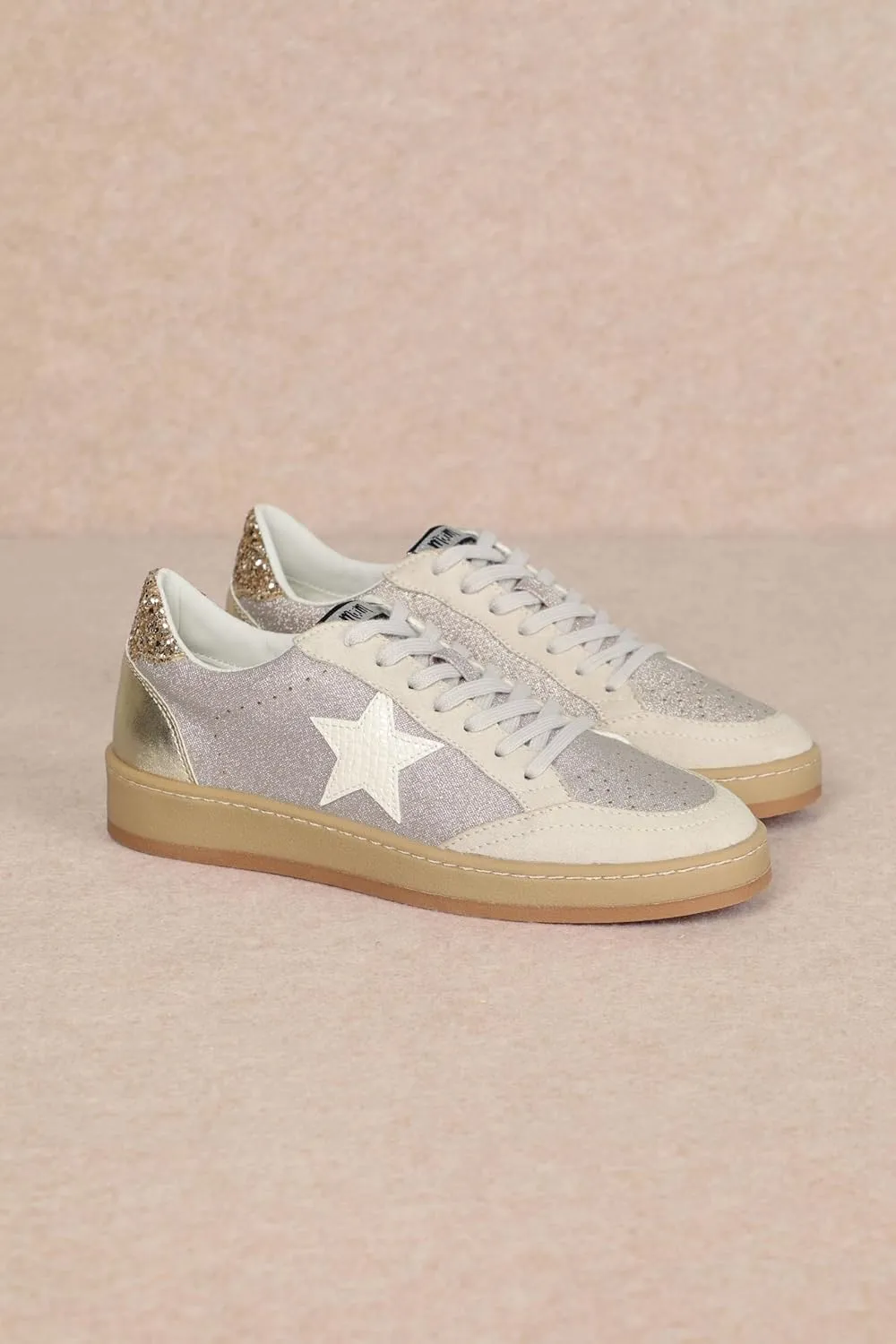 Mi.iM Avery Rubber Sole Lace-up Star Sneakers