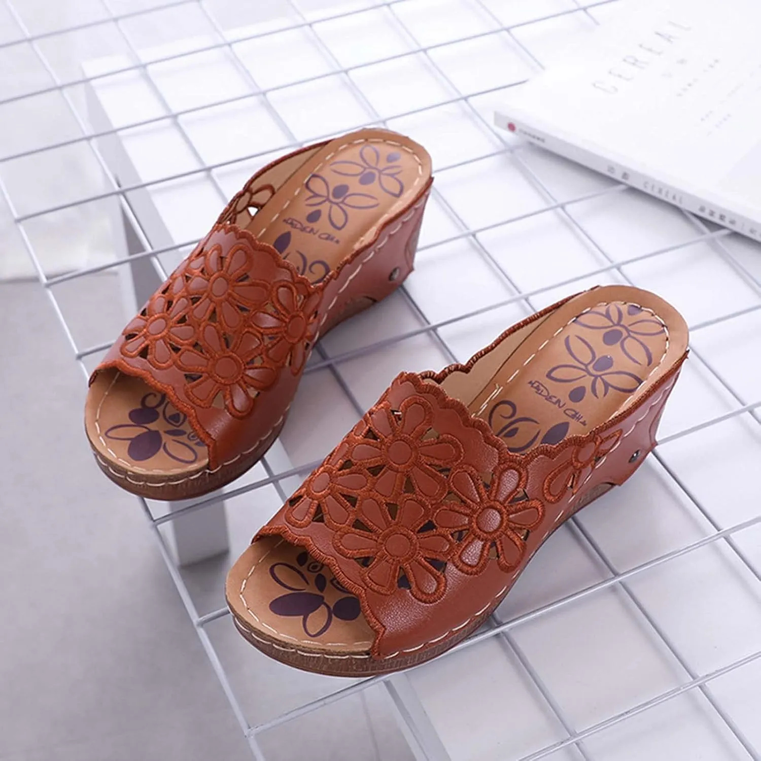 oiangi Wedge Sandals for Women Casual Summer Flower Hollow Open Toe Slip-on Platforms Slipper Comfortable Outdoor Ladies Shoes Flip Flops Sandalias