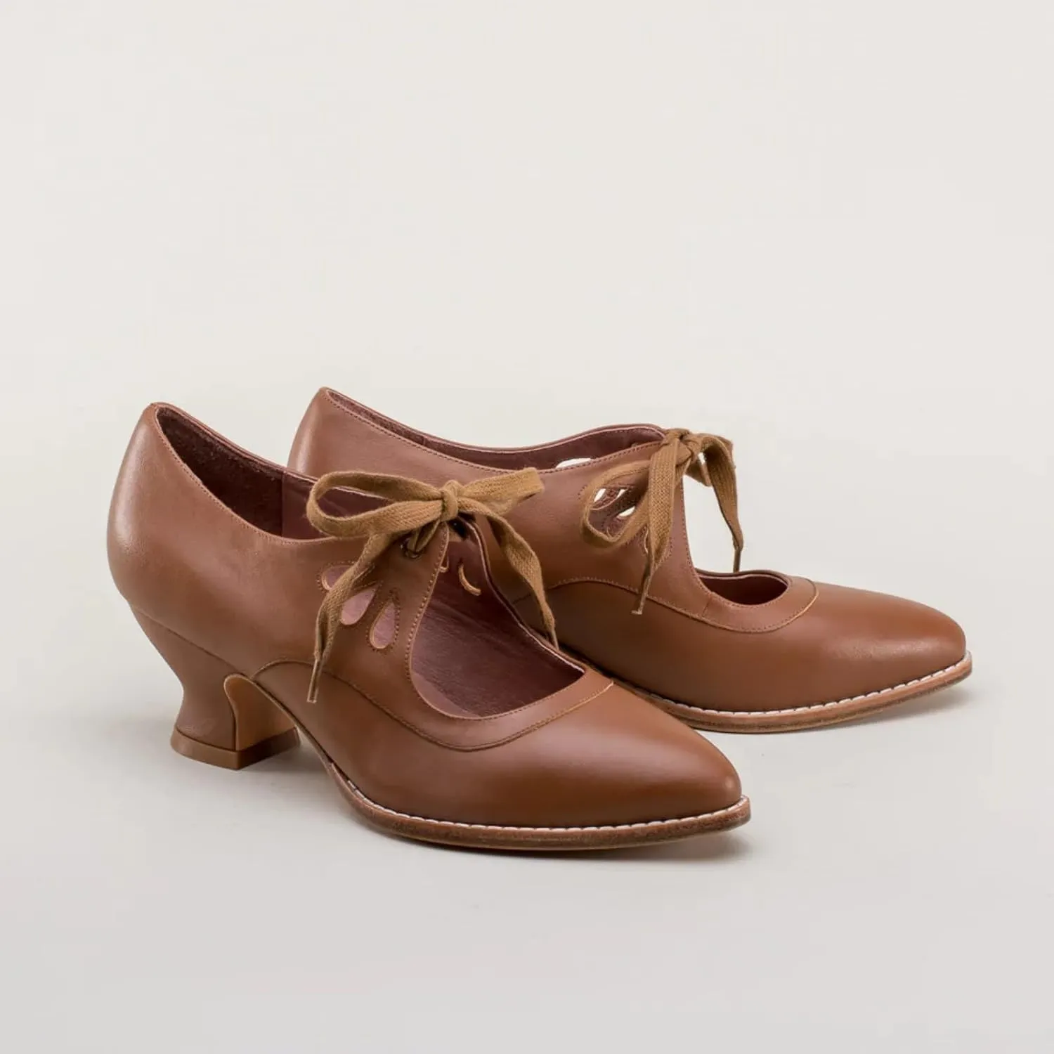 Women's Chunky Heel Lace Up Oxfords Pointed Toe Mid Chunky Heel Brogues Casual Saddle Shoes Comfortable Wingtip High Heel Pumps Shoes
