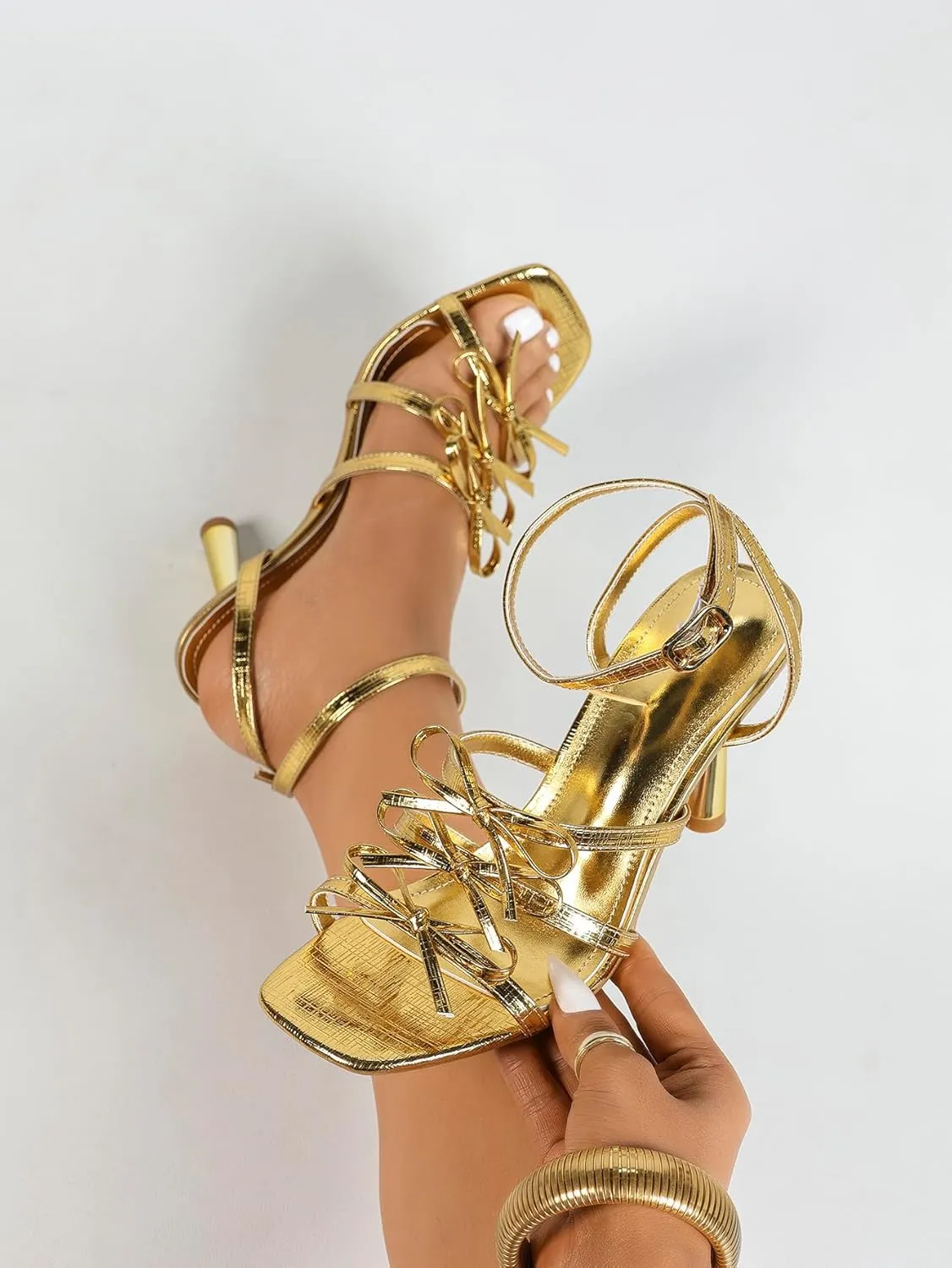 Women's Metallic High Heel Sandals – Elegant Crisscross Strap Evening Shoes with Knot Details, Glamorous Stiletto Heels for Galas & Formal Events
