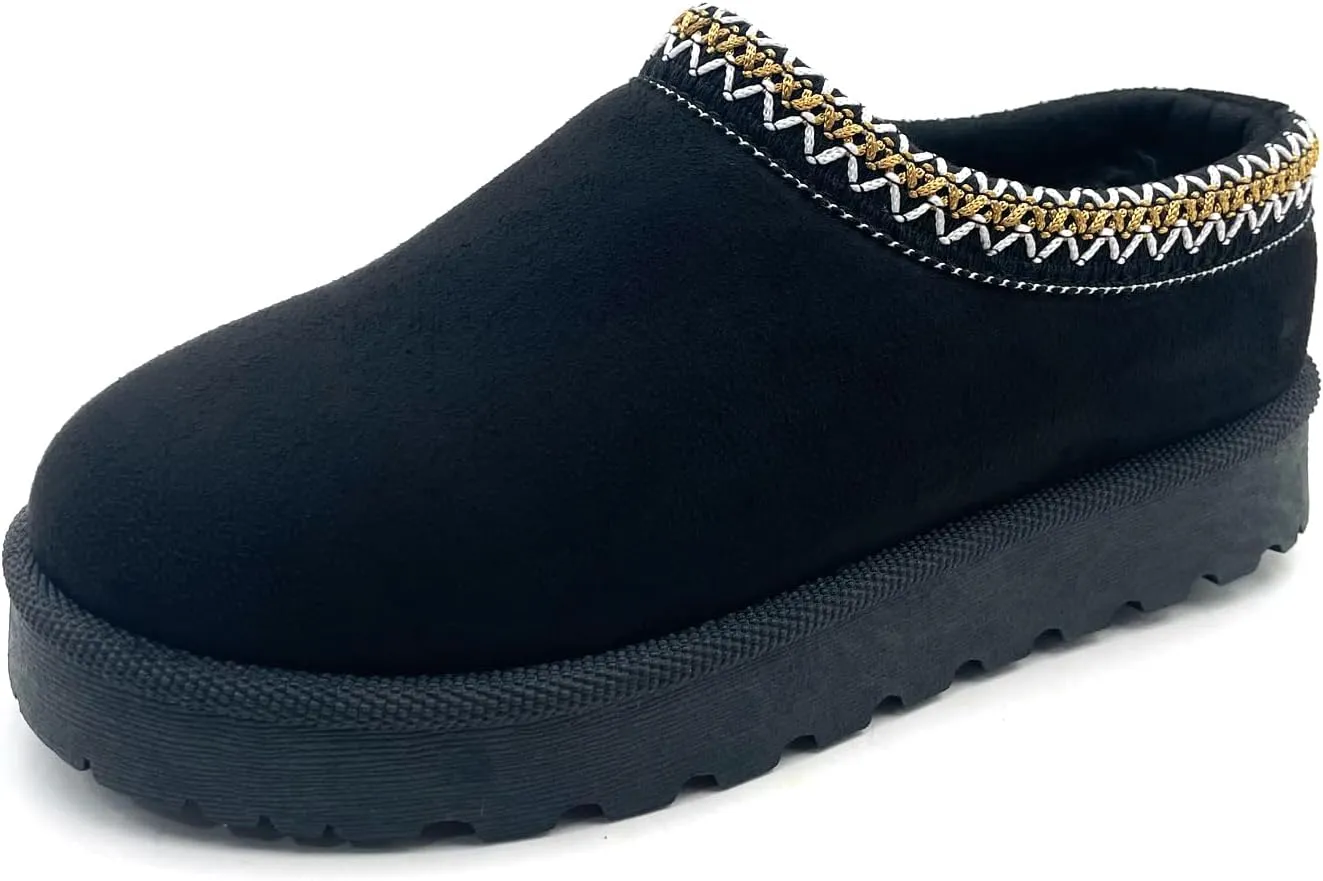Women's platform slippers.Genuine Suede Fuzzy Cozy Mini Boots,Ideal for Indoor and Outdoor.Warm short ankle boots.The shoe size runs small,please order one size up.