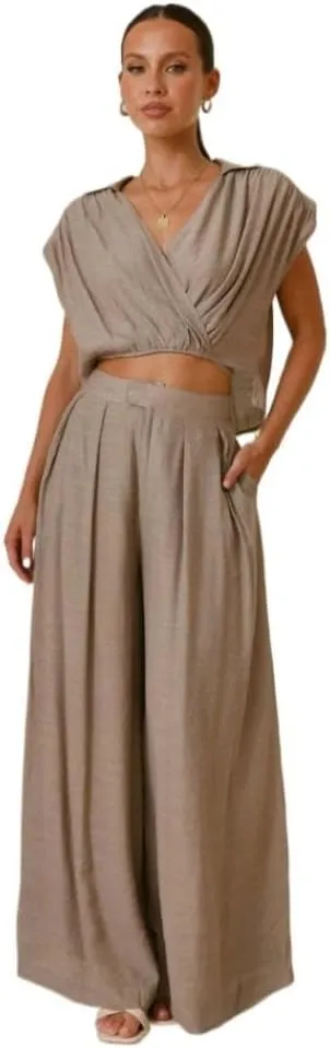 Women's Spring/Summer Street Retro Set V-neck Short sleeved Top High Waist Wide Leg Pants Two Piece Set
